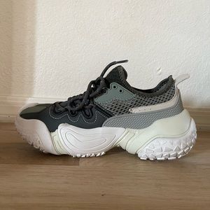Chunky Olive Sneakers